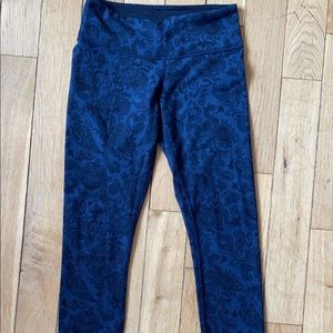 vintage lululemon — cropped Wunder Unders